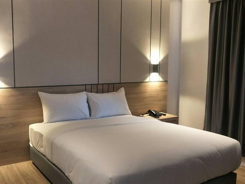 Heaven Hotel Chachoengsao Zewnętrze zdjęcie